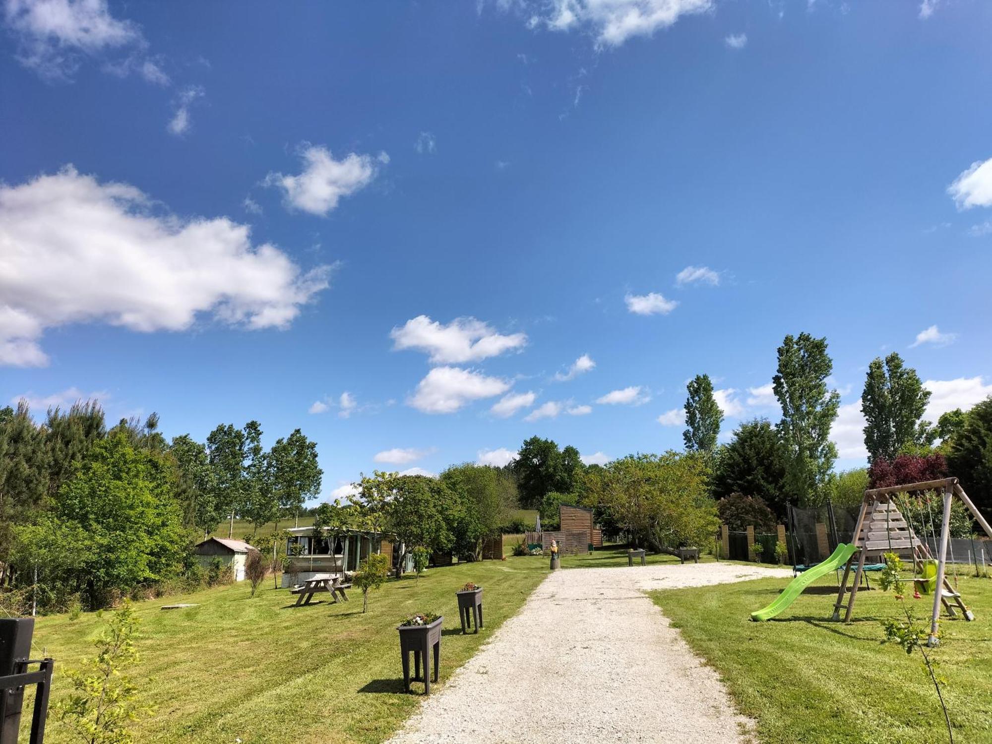 Tiny House Pension Saint-Vallier  Buitenkant foto